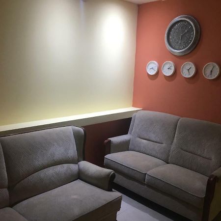 Mevaser - Christian Hostel リション・レジオン エクステリア 写真