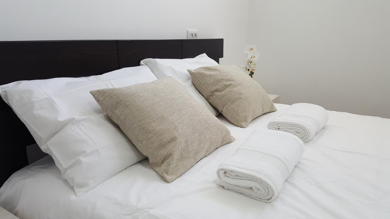 Mevaser - Christian Hostel リション・レジオン エクステリア 写真